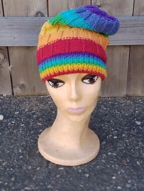 Yak N Yeti Beanie Knit Cap Rainbow Stripe Unisex One Size New With Tags